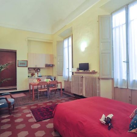 Cozy Apartment In Palazzo Malaspina Placência Exterior foto